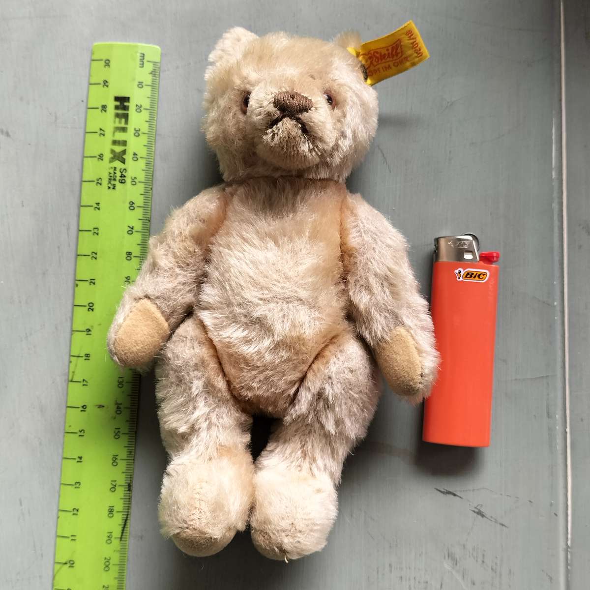 "STEIFF" TEDDY BEAR. RARE COLLECTABLE TOY.