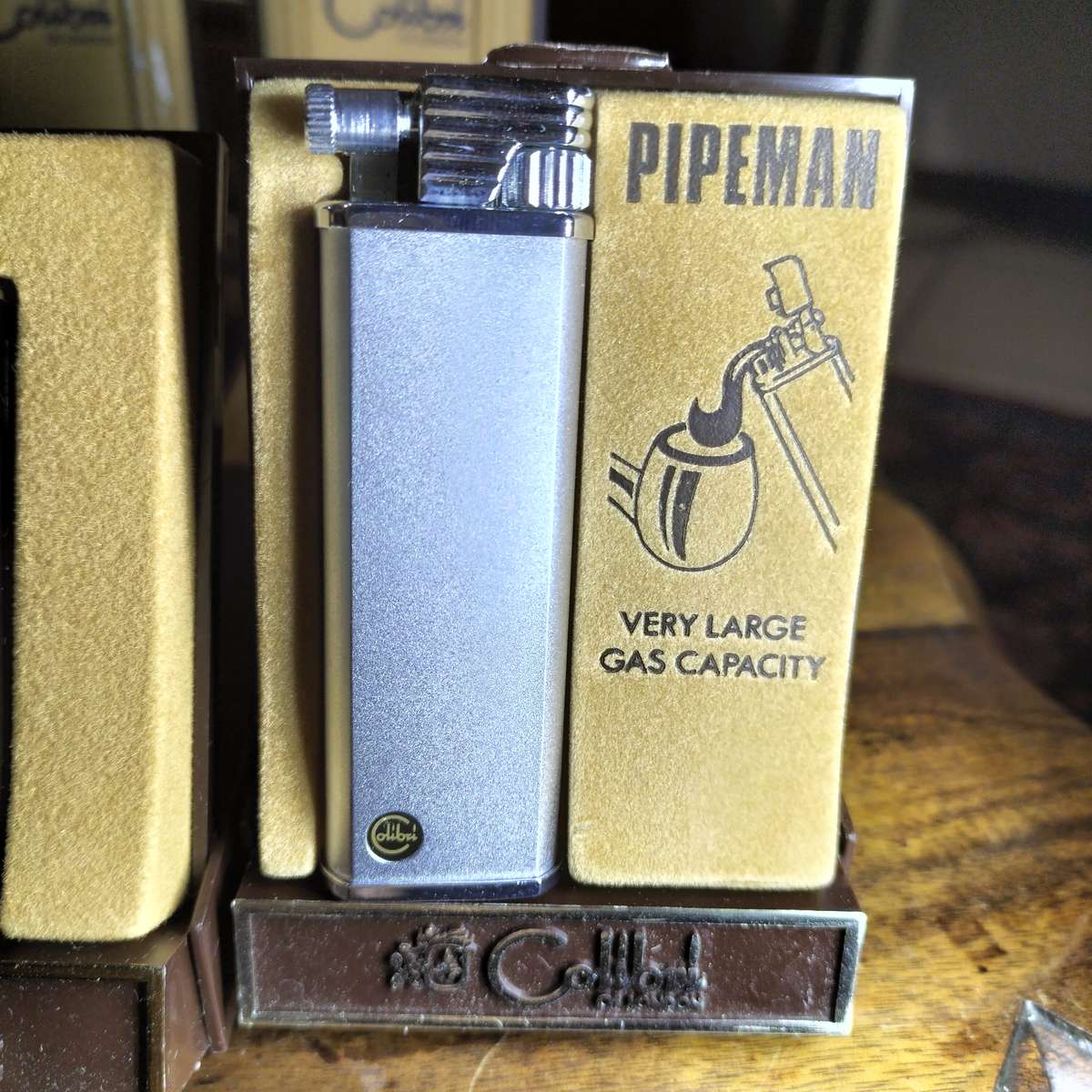 COLIBRI OF LONDON GAS LIGHTERS.