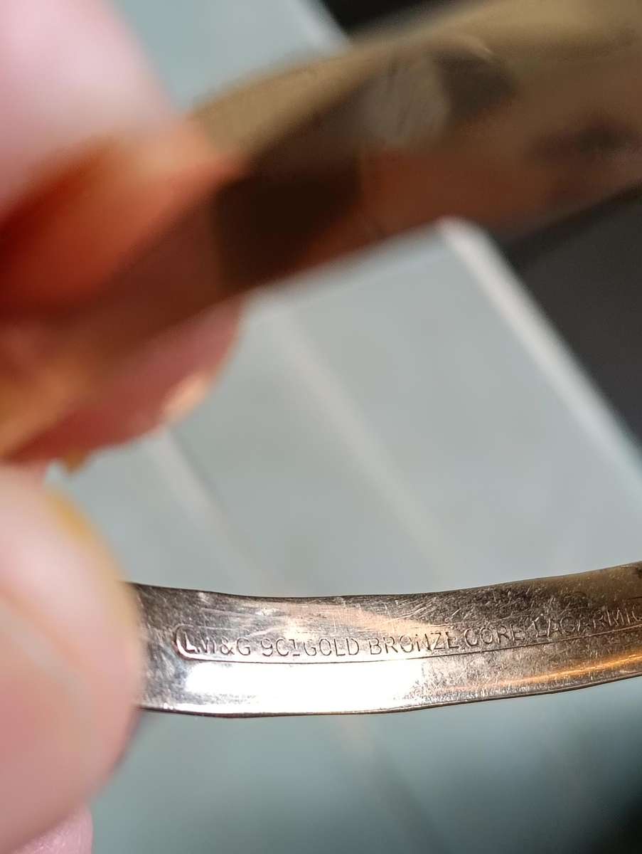 9ct Gold Metal/Bronze Core Bangles