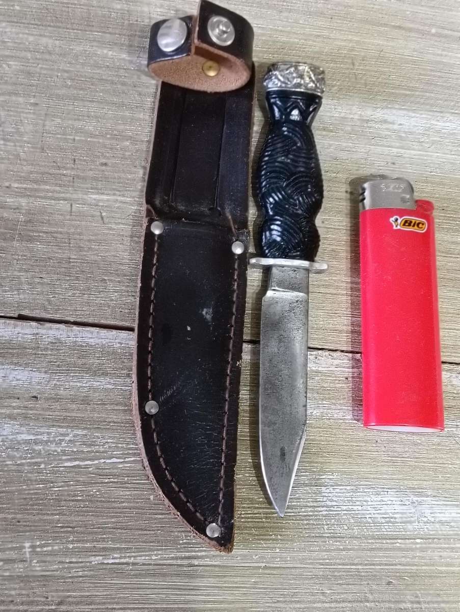 VINTAGE SCOTTISH DAGGER.