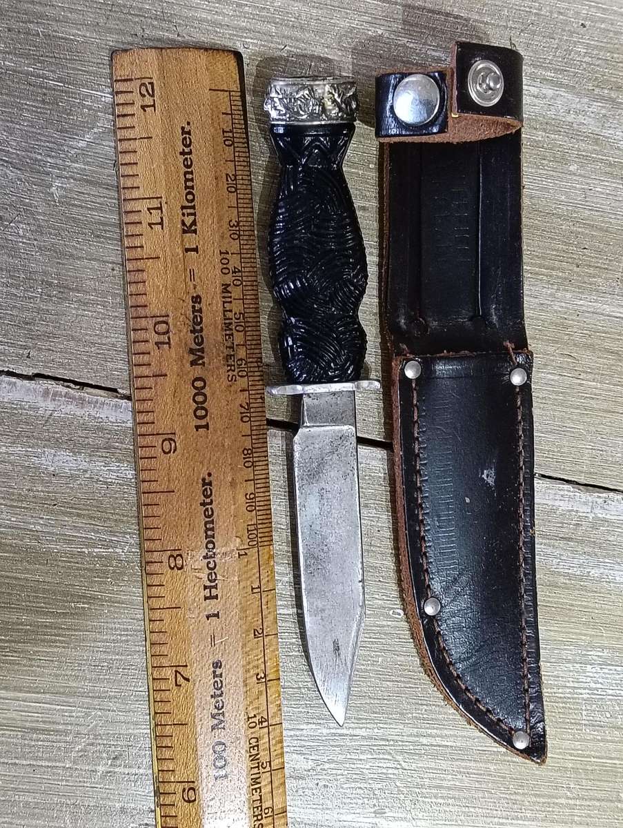 VINTAGE SCOTTISH DAGGER.
