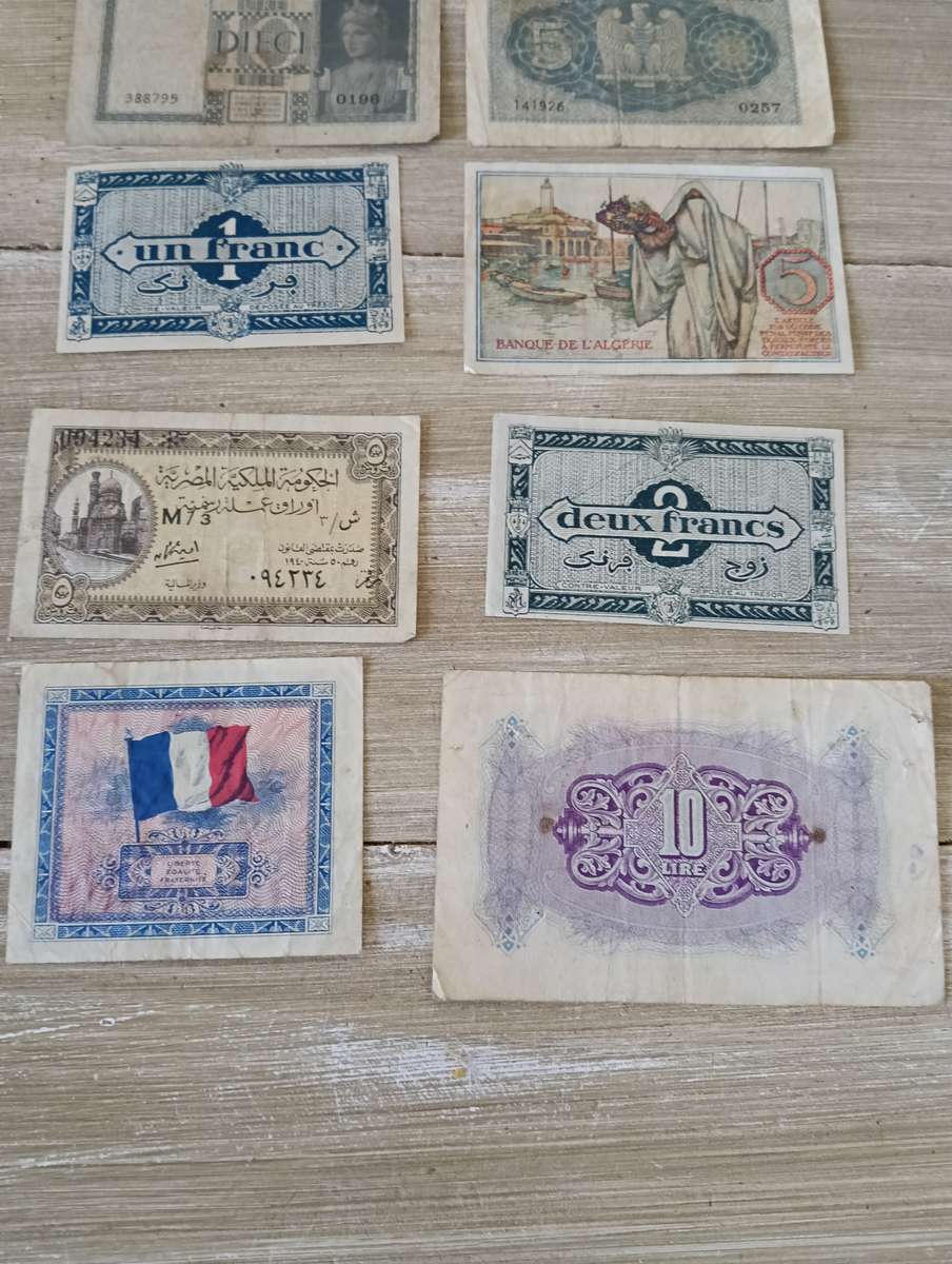 RARE MILITARY WW2 BANKNOTES COLLECTION.