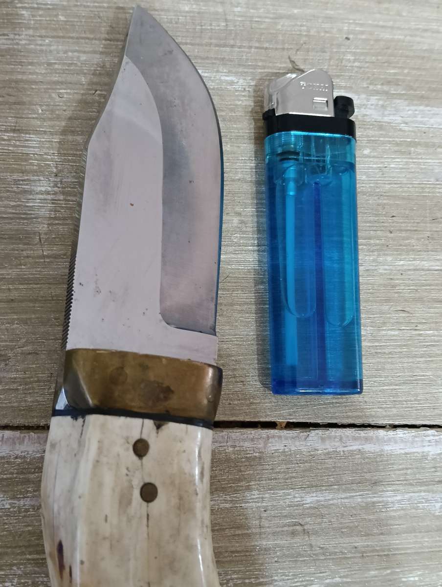 CUSTOM MADE KNIVES. VINTAGE