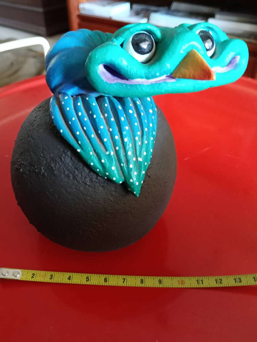 FUNNY BIRD KNYSNA CLAY ORNAMENT.