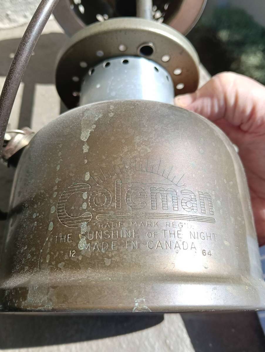 COLEMAN PARAFFIN LAMP. RARE 241 "G" MODEL..