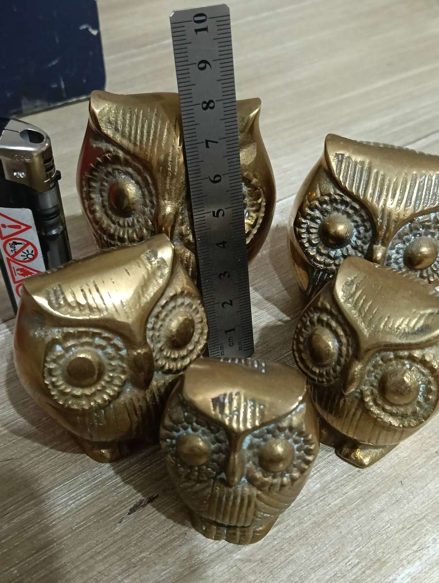 SET FIVE BRASS OWLS OF SIZES.