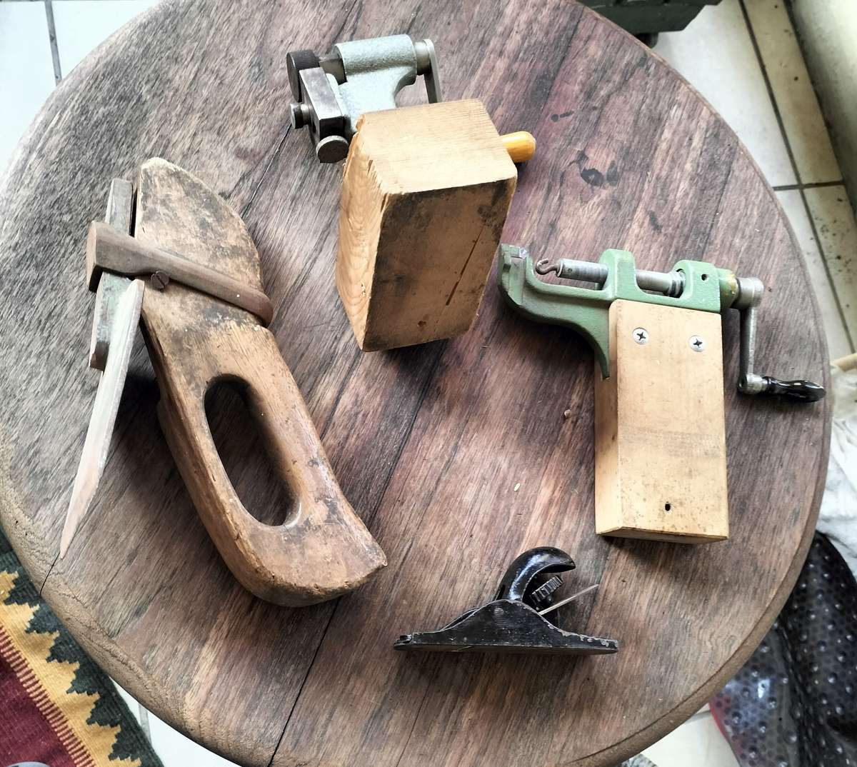 FOUR VINTAGE HAND TOOLS.