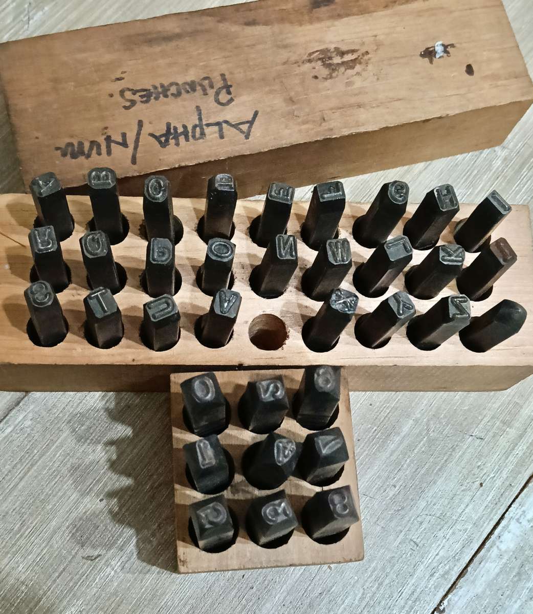 LETTER AND NUMBER PUNCH SET.