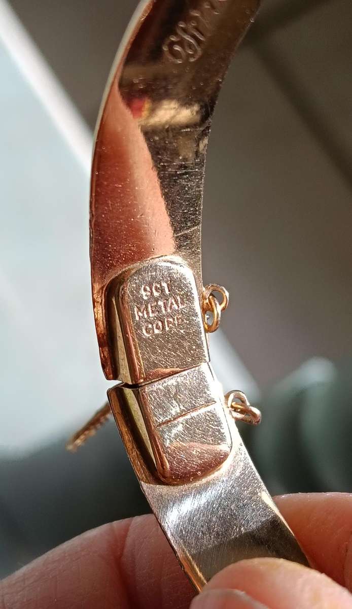 9ct Gold Metal/Bronze Core Bangles