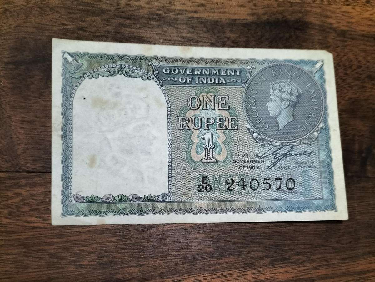 MALTA AND INDIA RARE BANK NOTES.