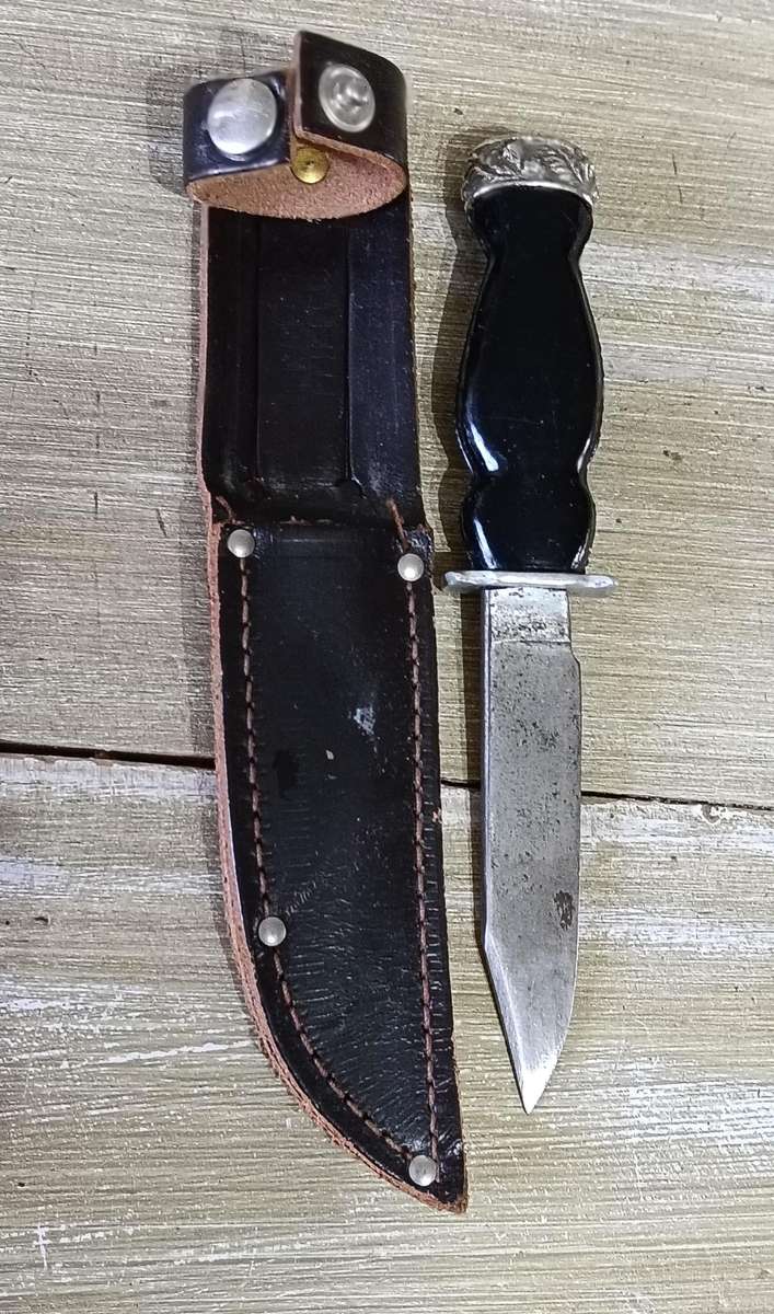 VINTAGE SCOTTISH DAGGER.