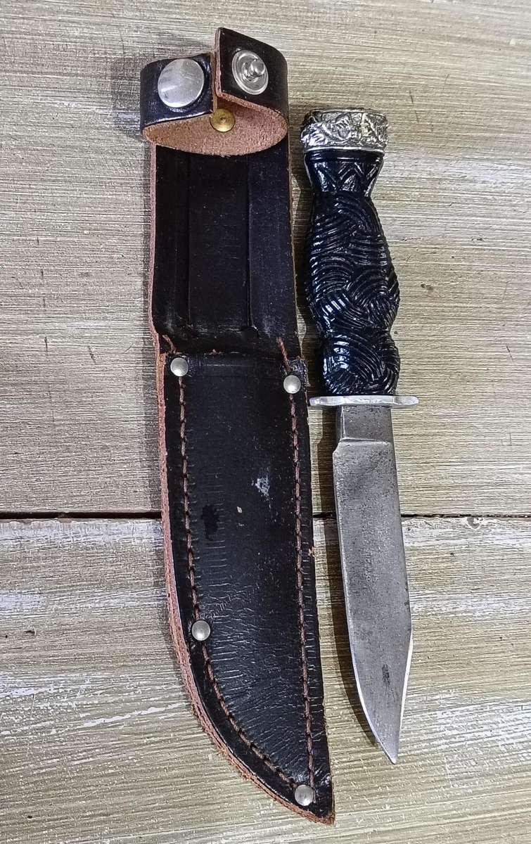 VINTAGE SCOTTISH DAGGER.