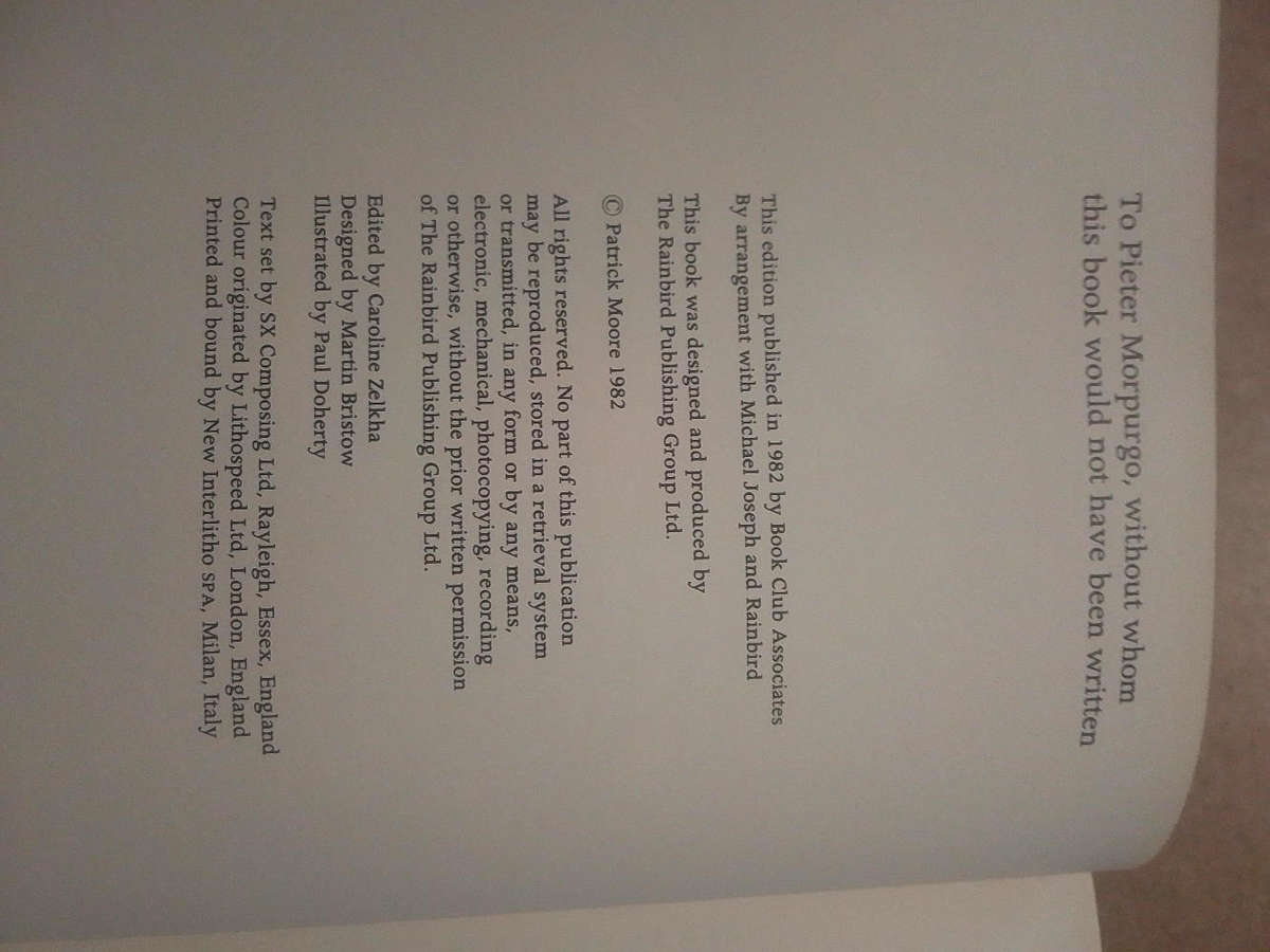 Patrick Moore - the Unfolding Universe