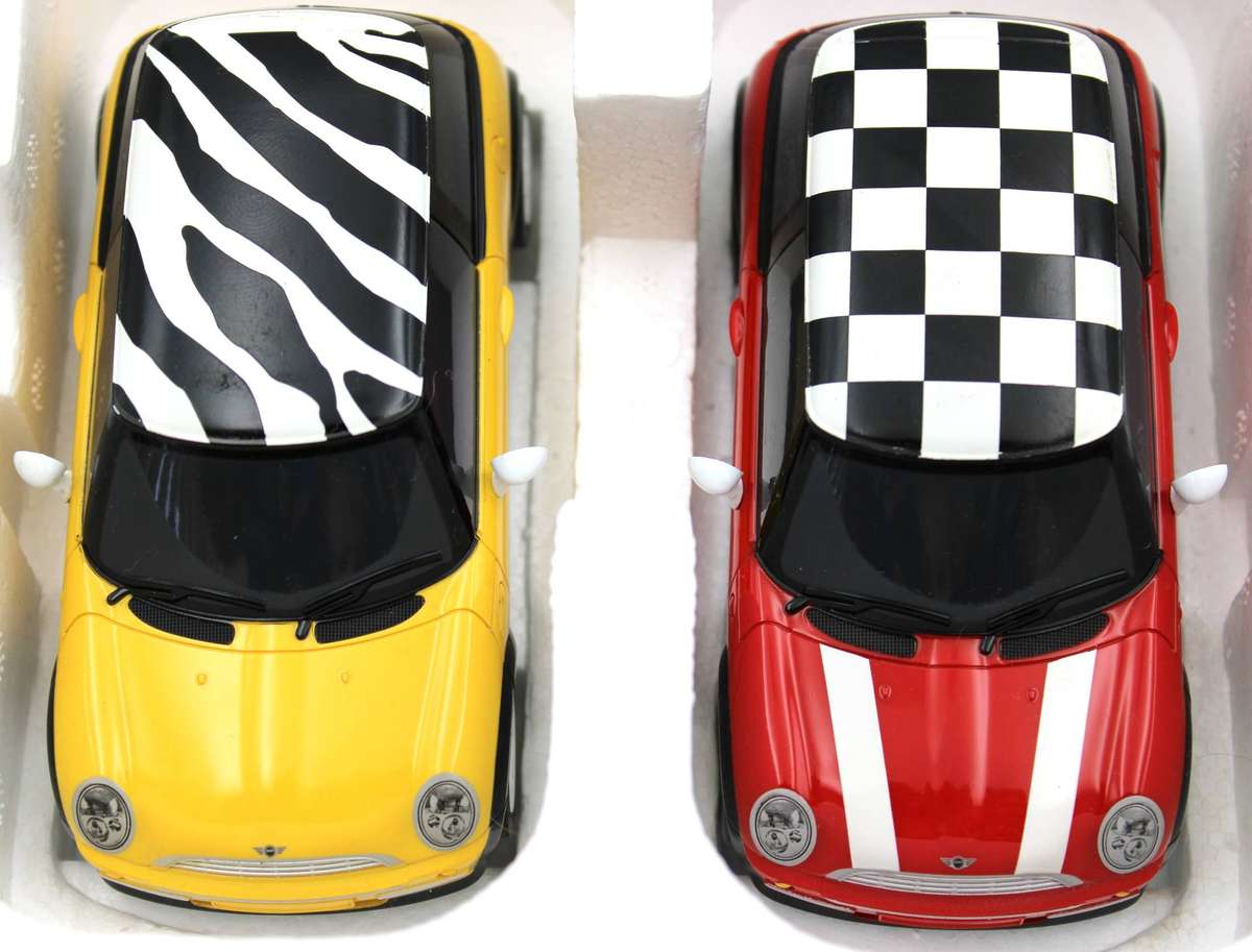 SCALEXTRIC - C2949D - 2x Used Mini Cooper Red and Yellow