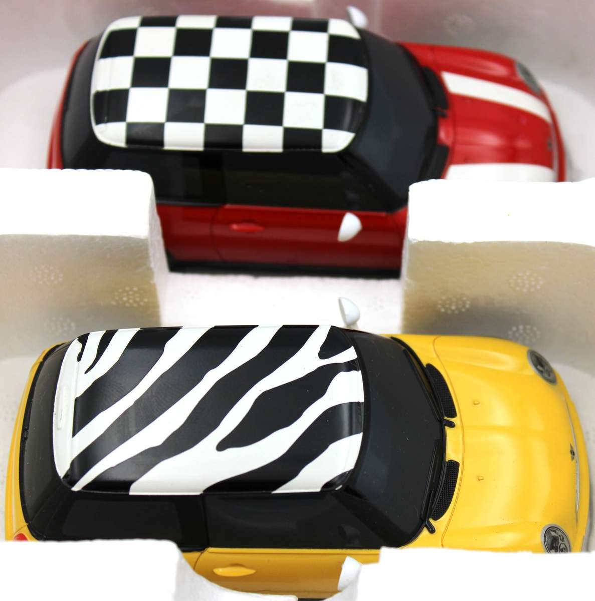 SCALEXTRIC - C2949D - 2x Used Mini Cooper Red and Yellow