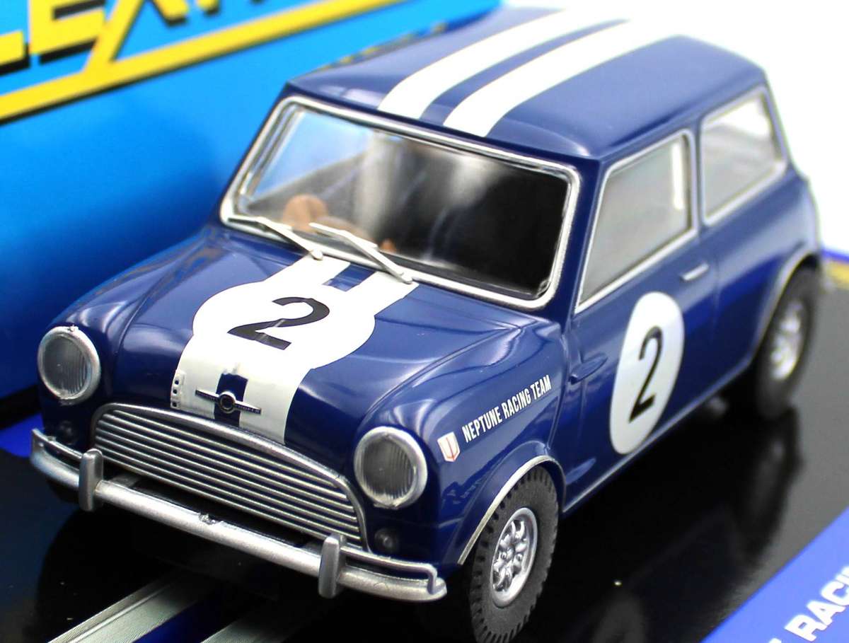 SCALEXTRIC - C3302_C3405 - 2x NEW MORRIS MINI - BOB HOLDEN & NEPTUNE RACING