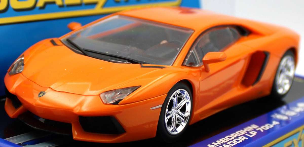 SCALEXTRIC - C3201_C3460 - Unused LAMBORGHINI AVENTADOR & ASTON MARTIN DBS