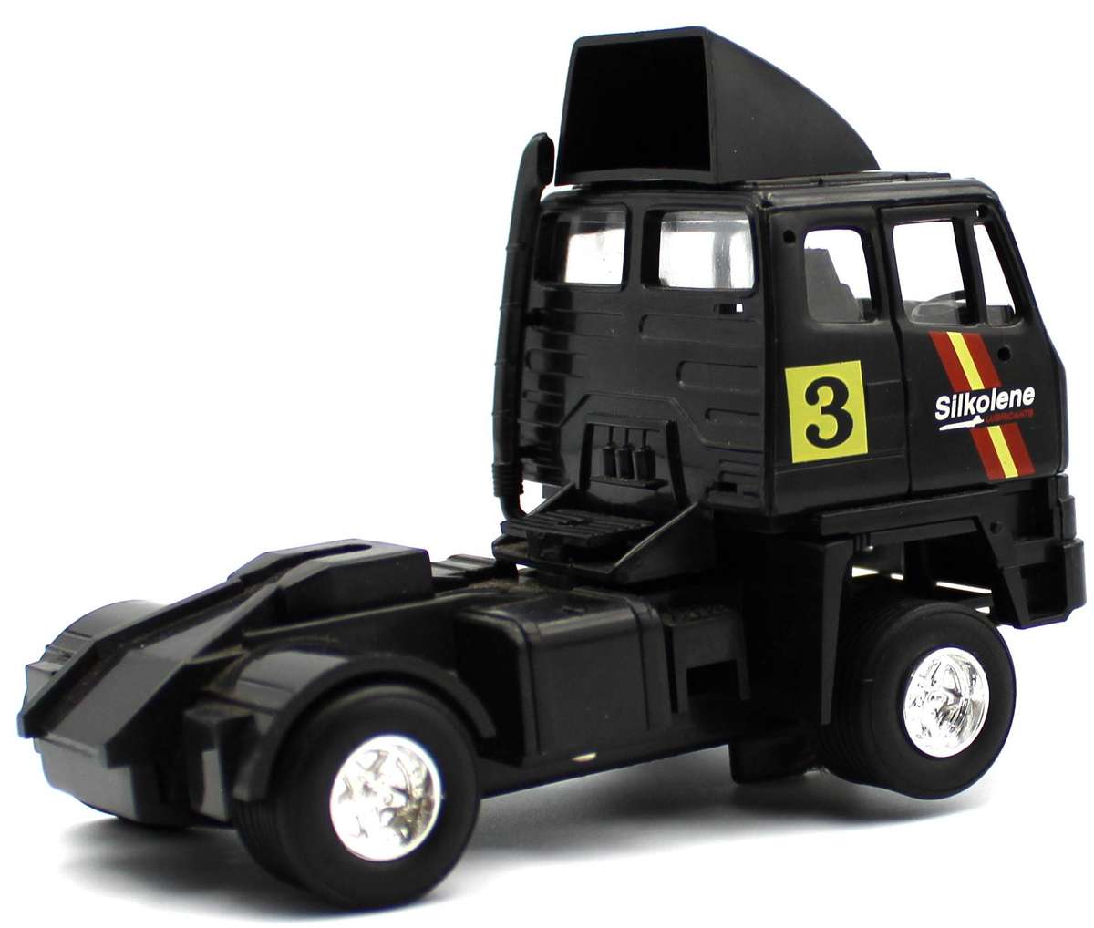 SCALEXTRIC - 3x RACING TRUCKS - C488, C2070, C2071 - 2 BOXED UNUSED & 1 INCOMPLETE