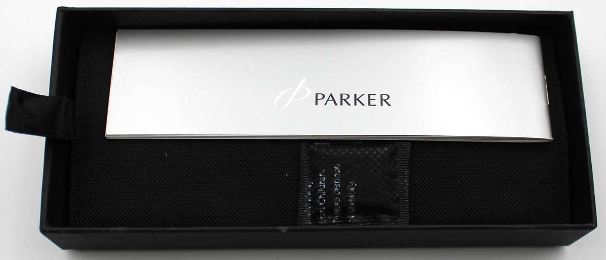 PARKER SONET BLUE BALLPOINT PEN - UNUSED BOXED WITH POUCH