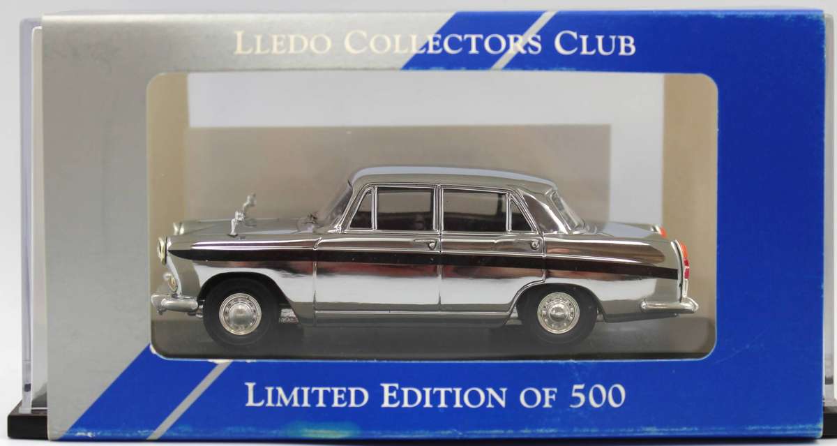 LLEDO VANGUARDS MEMBERS EXCL. LCC3 - AUSTIN A60 CAMBRIDGE - VA04409 - LIMITED EDITION CHROME FINISH