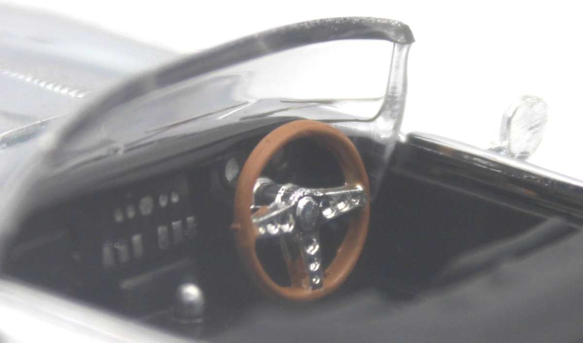 LLEDO VANGUARDS MEMBERS EXCLUSIVE - JAGUAR E-TYPE - LCC6 - VA04908 - LIMITED EDITION CHROME FINISH
