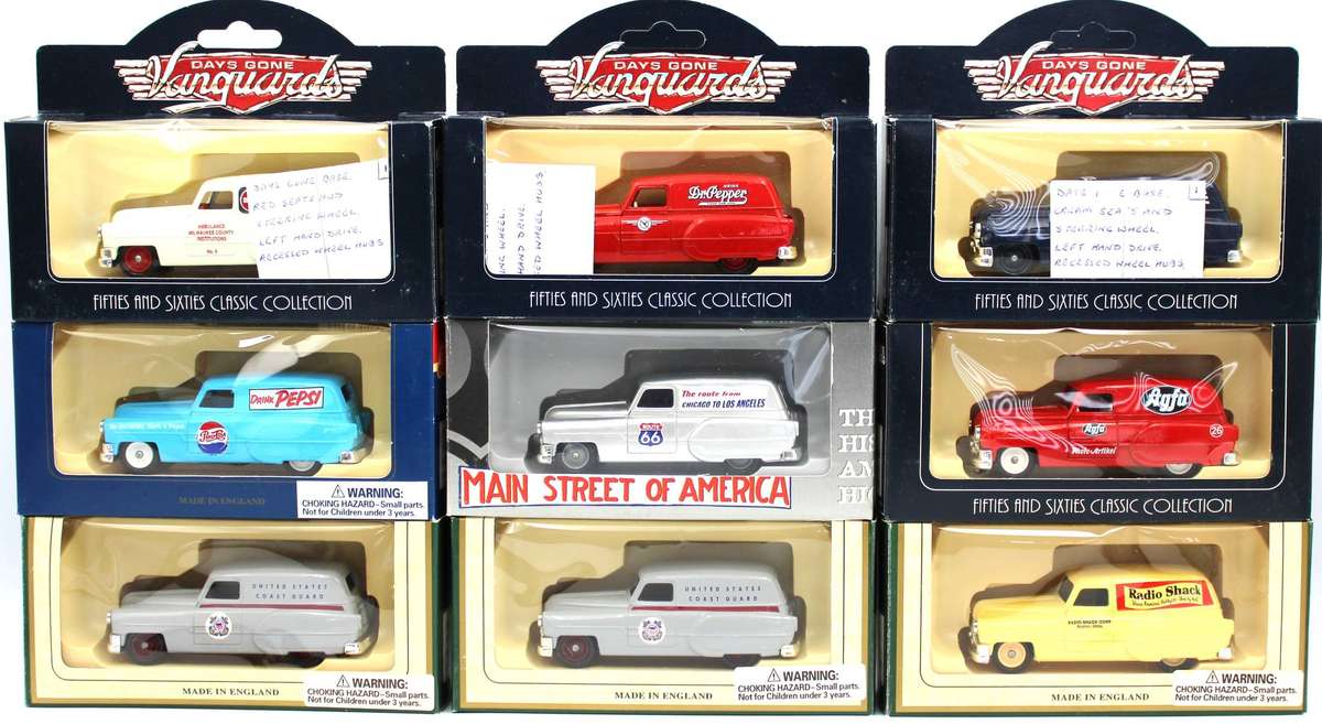 LLEDO 61 SERIES - PART 2 - 9x 1953 PONTIAC DELIVERY VANS