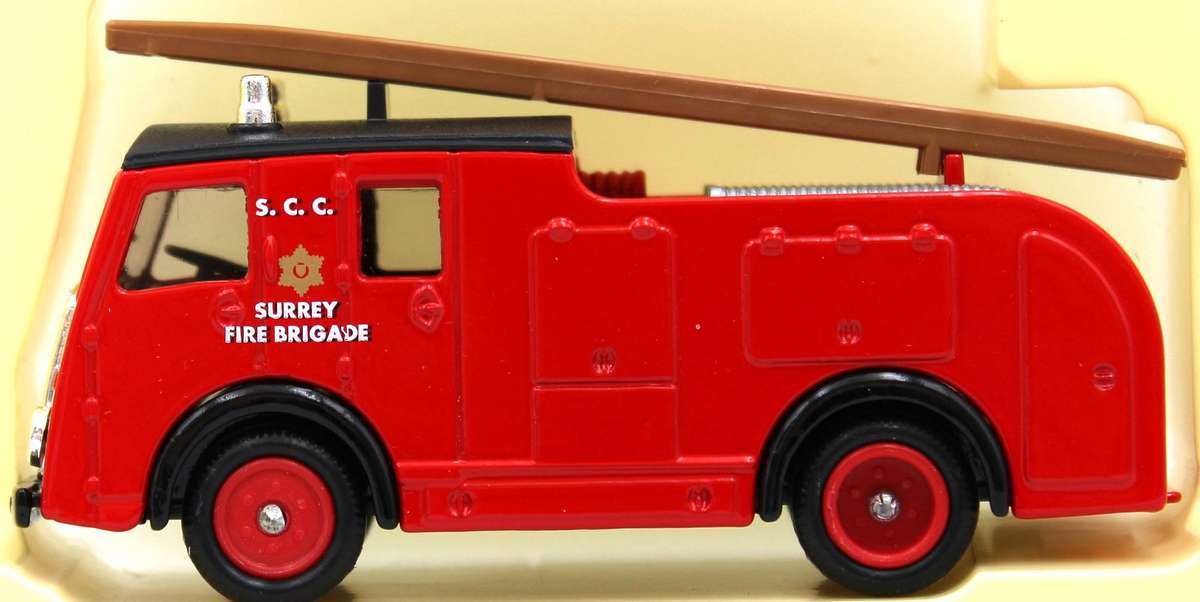 LLEDO 60 SERIES - PART 3 - 10x 1958 DENNIS F8 FIRE ENGINES - 3 LIMITED EDITIONS