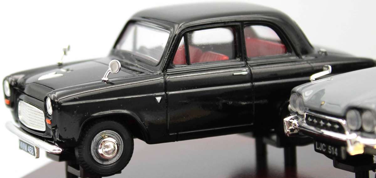 LLEDO VANGUARDS - THE FORD MILLENIUM SET - FD1004 - CAPRI, CLASSIC, ANGLIA & 100E - LIMITED EDITION