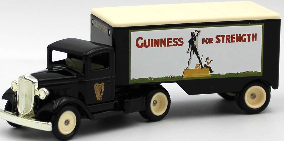 LLEDO DIECAST - NICE 1999 GUINNESS 5-PIECE COLLECTION SET WITH LIMITED EDITION PRINT - GN1005