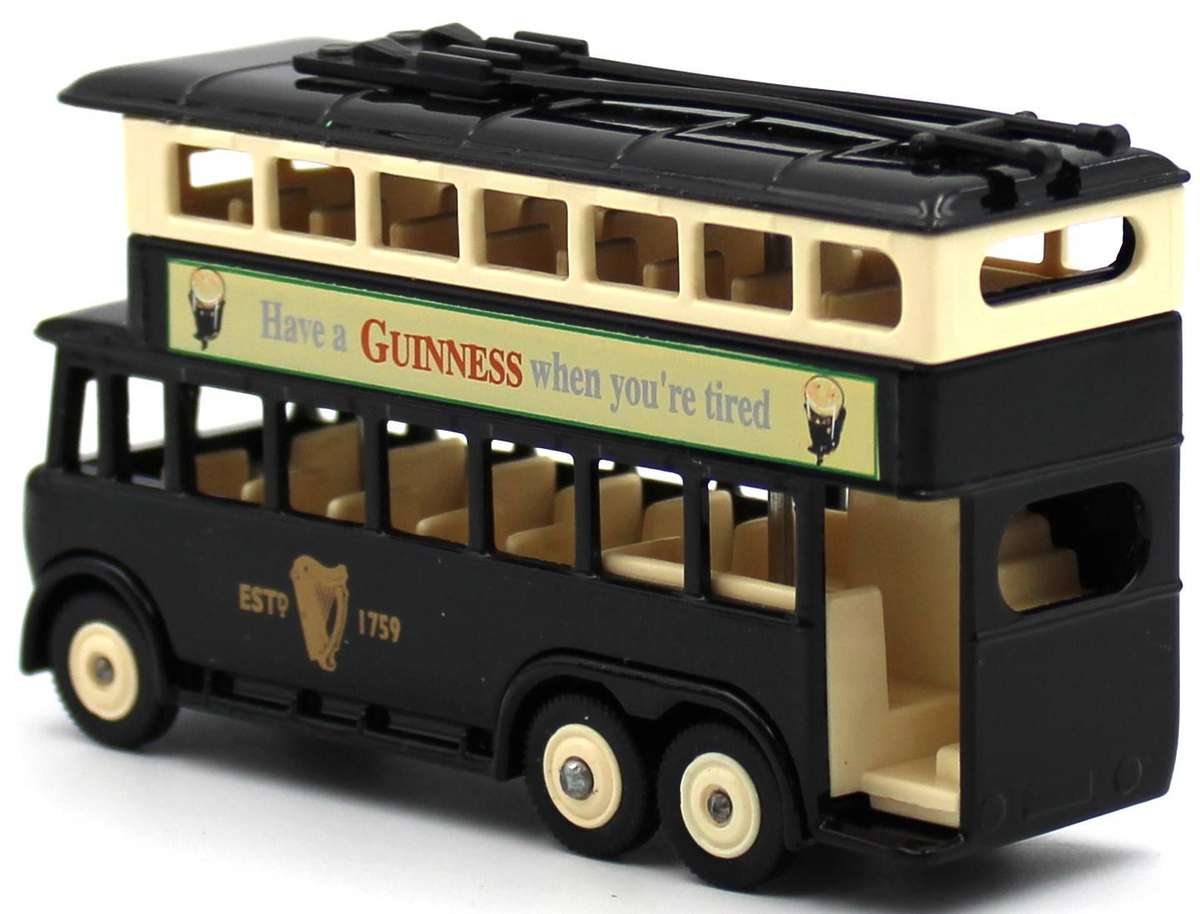LLEDO DIECAST - NICE 1999 GUINNESS 5-PIECE COLLECTION SET WITH LIMITED EDITION PRINT - GN1005