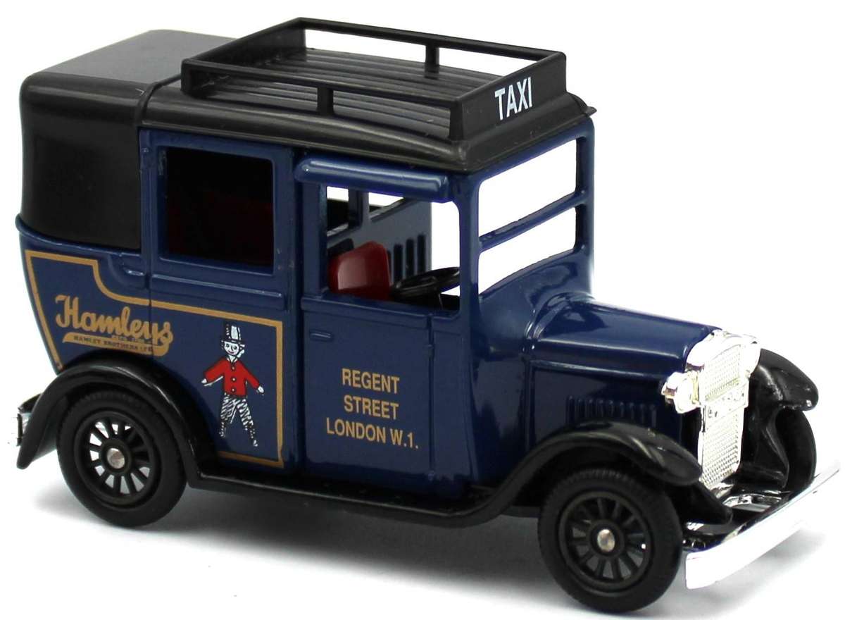 LLEDO DIECAST - 2X LONDON HAMLEY'S SETS - HA1002 & HA2002 - BUSES, FIRE ENGINE, AUSTIN TAXI