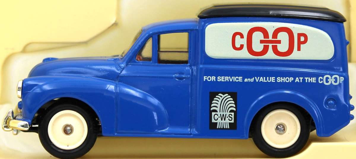 LLEDO DIECAST - 2X 3-PIECE DAYS GONE SETS incl. FOTORAMA