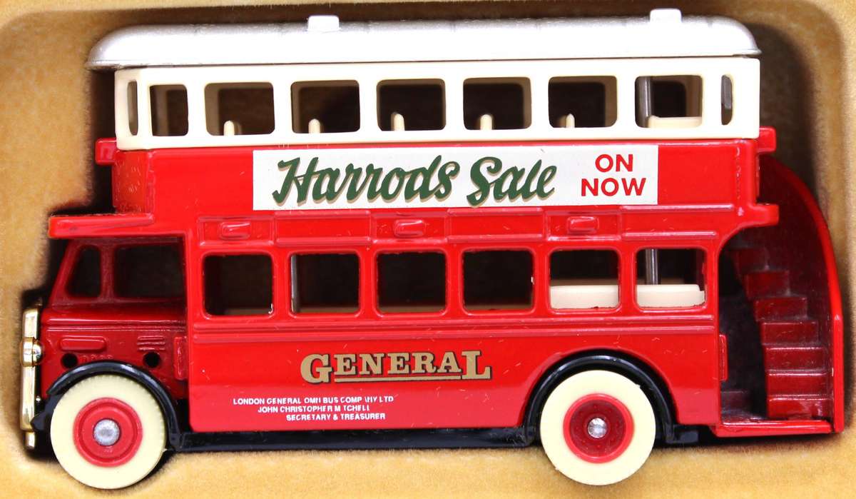 LLEDO DIECAST - 2X 4-PIECE SETS, HAMLEY'S HAL1004 & HARROD'S HR2004