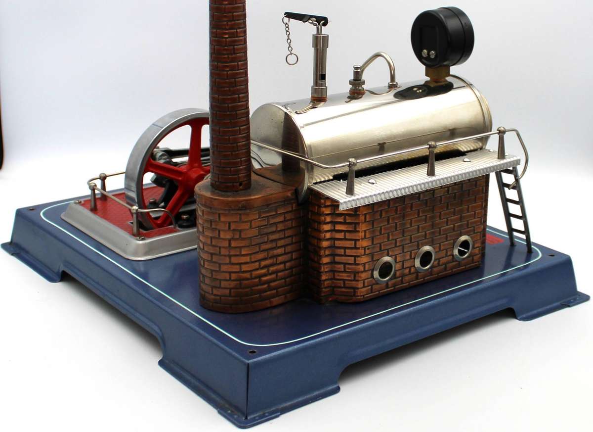 WILESCO D16 LIVE STEAM ENGINE with PRESSURE GUAGE - GOOD CONDITION - UNBOXED