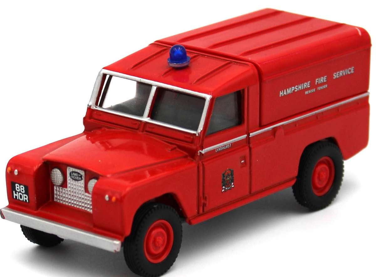 Corgi - 4x LIMITED EDITION FIRE SUPPORT LAND ROVERS - 07106, 07410, 07411, 07417