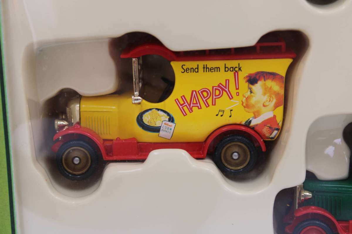 LLEDO - 3X 4-PIECE "KELLOGG'S" SETS - CORN FLAKES, FROSTIES, RICE CRISPIES - 12 VEHICLES