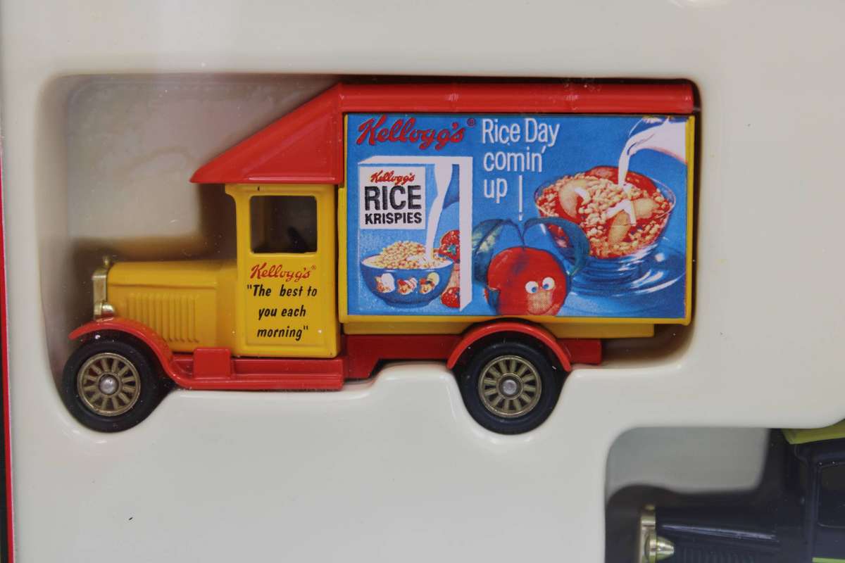 LLEDO - 3X 4-PIECE "KELLOGG'S" SETS - CORN FLAKES, FROSTIES, RICE CRISPIES - 12 VEHICLES
