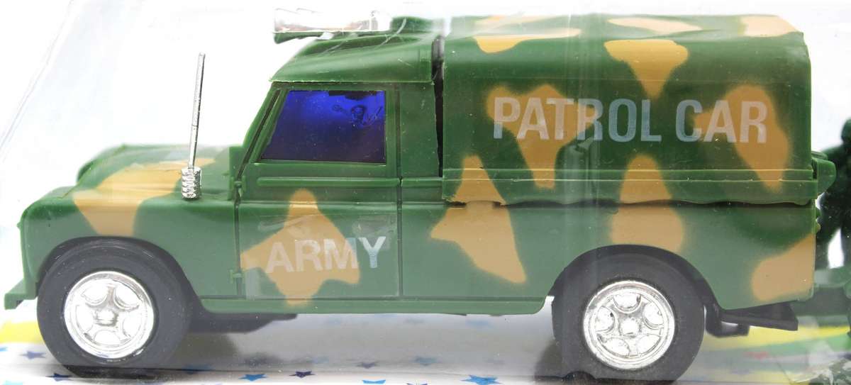 CHILDRENS LAND ROVER ARMY SET WITH CANNONS & 6X PROJECTILES - NO.131