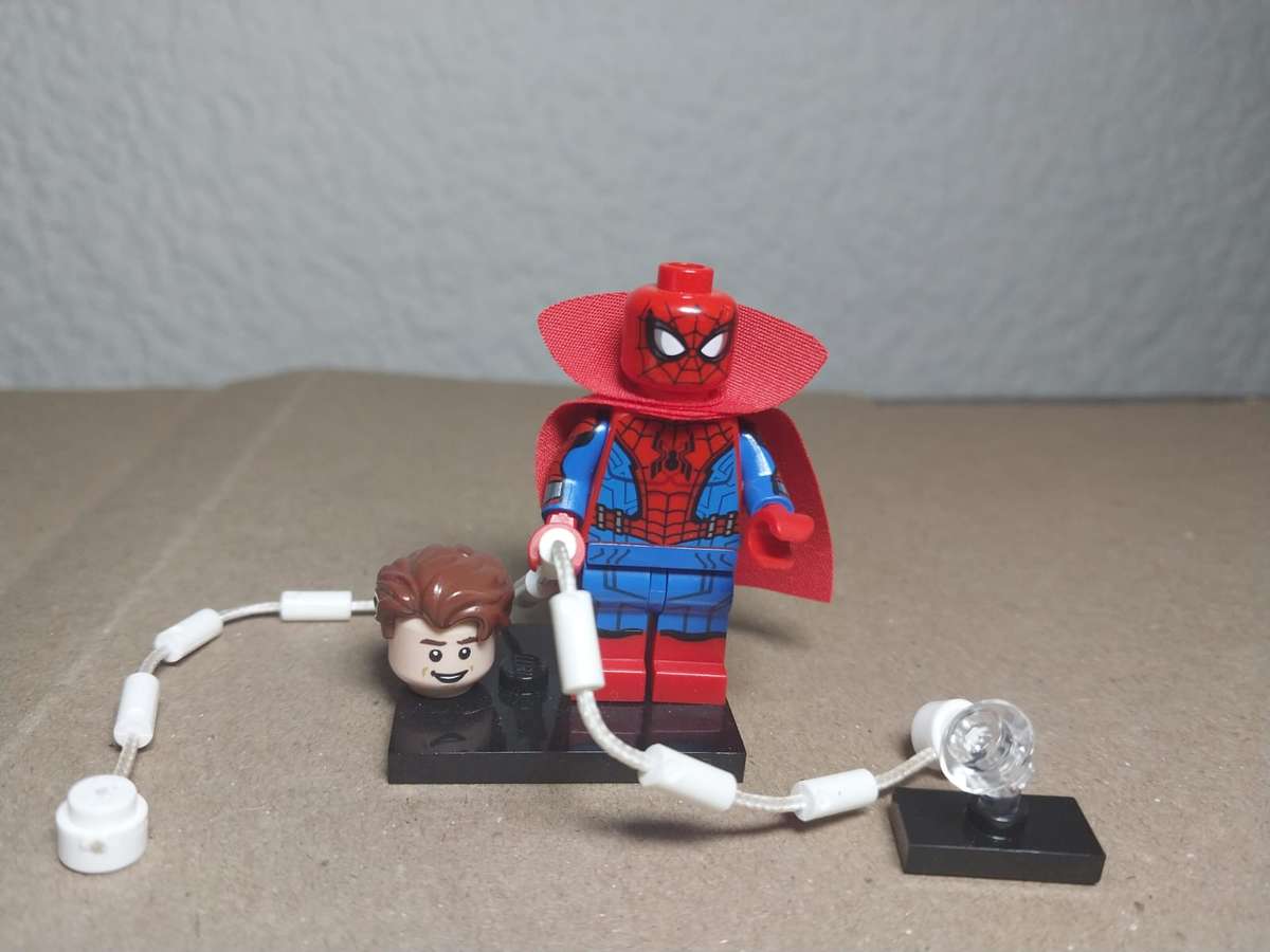 LEGO Zombie Hunter Spidey, Marvel Studios, Series 1 (Complete Set with Stand and Accessories)