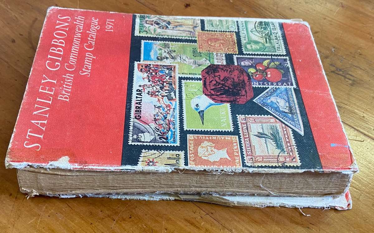 Stanley Gibbons British Commonwealth Stamp Catalogue 1971 - 694 pages