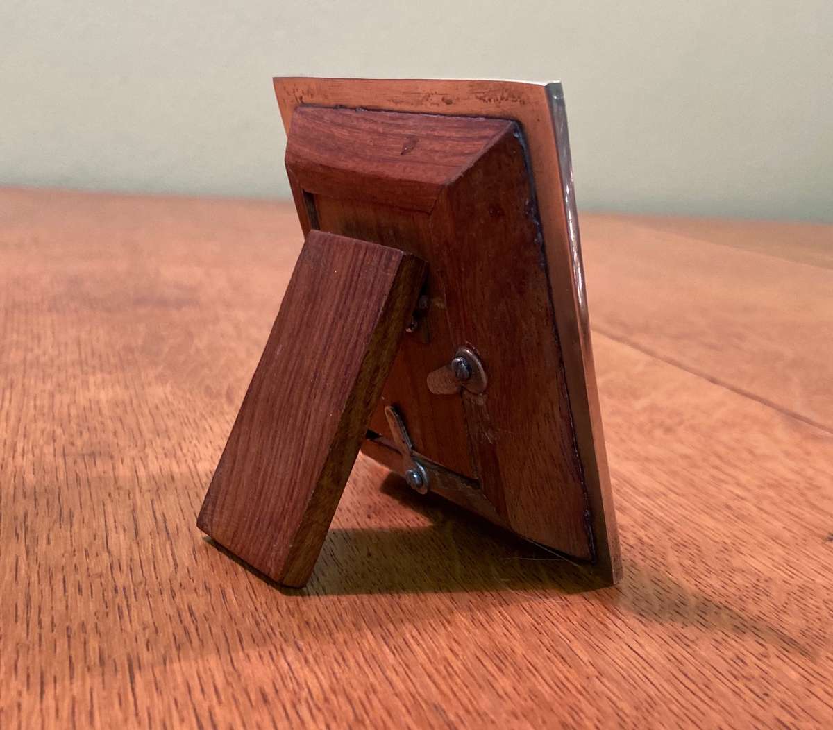 Silvered Table PICTURE FRAME  SMALL  MADE IN INDIA  Wooden back & hinge.