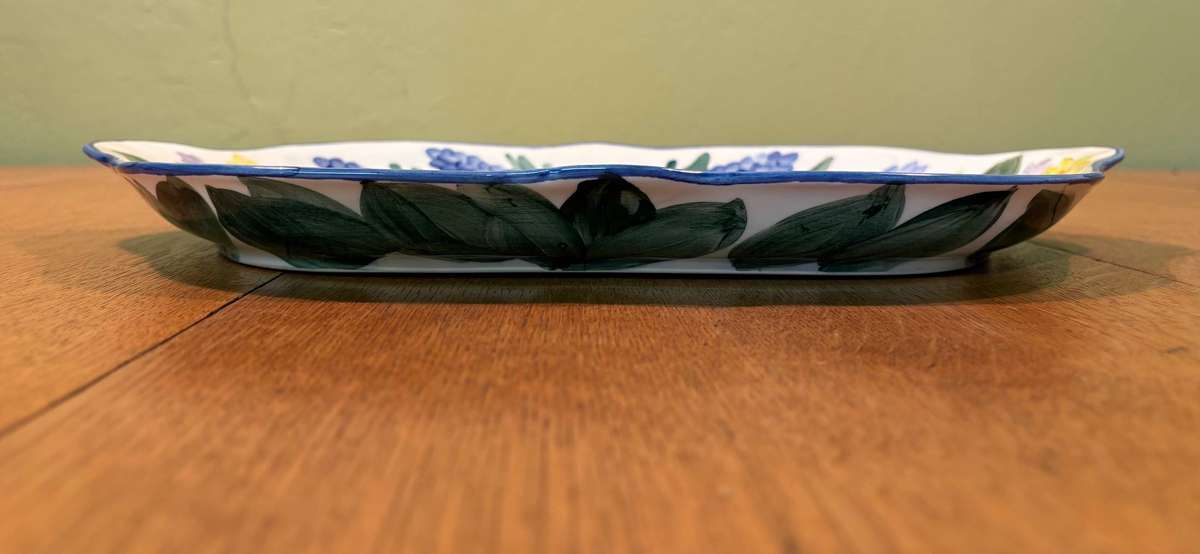 PLATTER/SANDWICH HANDLES MEDIUM  FLOWERS BLUE AND YELLOW FLORAL