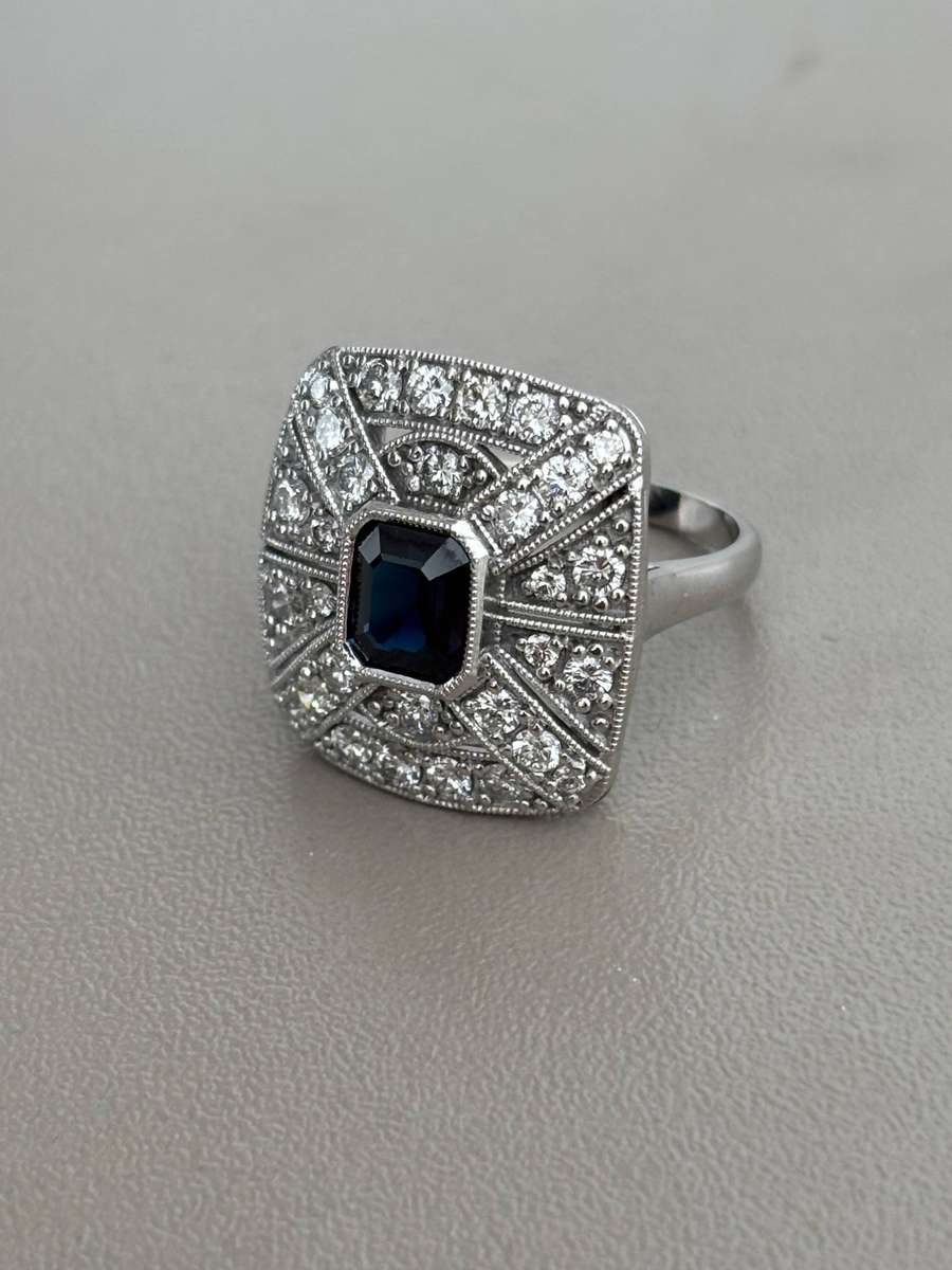 SAPPHIRE AND DIAMOND RING 14ct WHITE GOLD 14K GORGEOUS!!!! 6,4g BRITISH SIZE M US SIZE 6.3