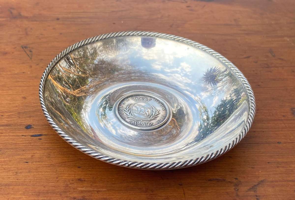 800 SWISS TEZLER SILVER  (no. 3567)  SWITZERLAND CANTON BERN COIN DISH / BOWL 5 Baht coin - 78.4g