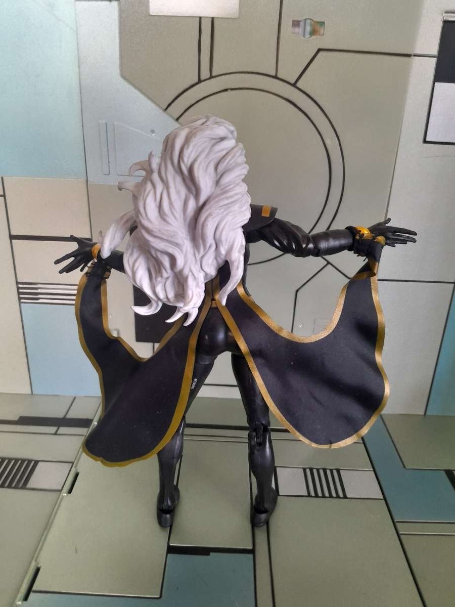 Marvel Legends Storm