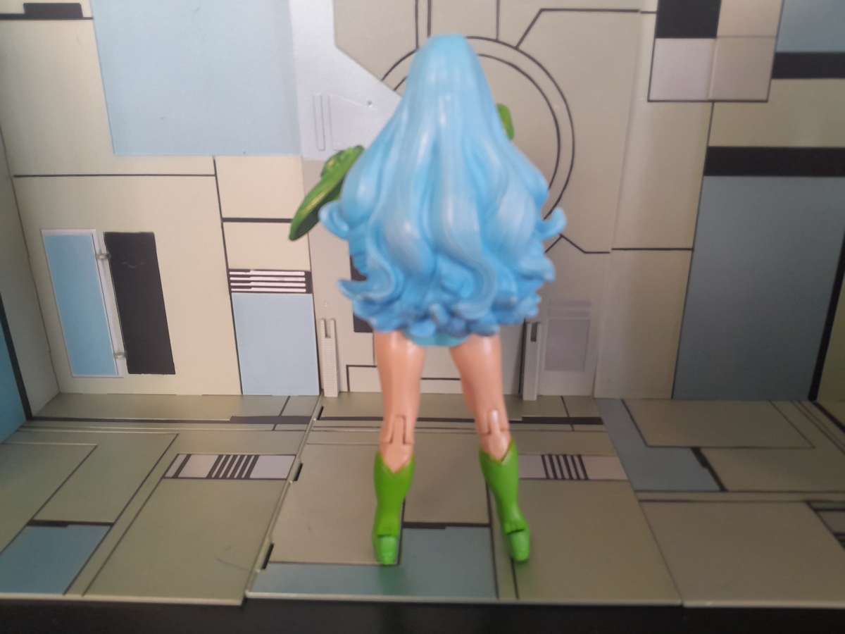 Masters of the Universe Classics Mermista Loose Figure With Accesories