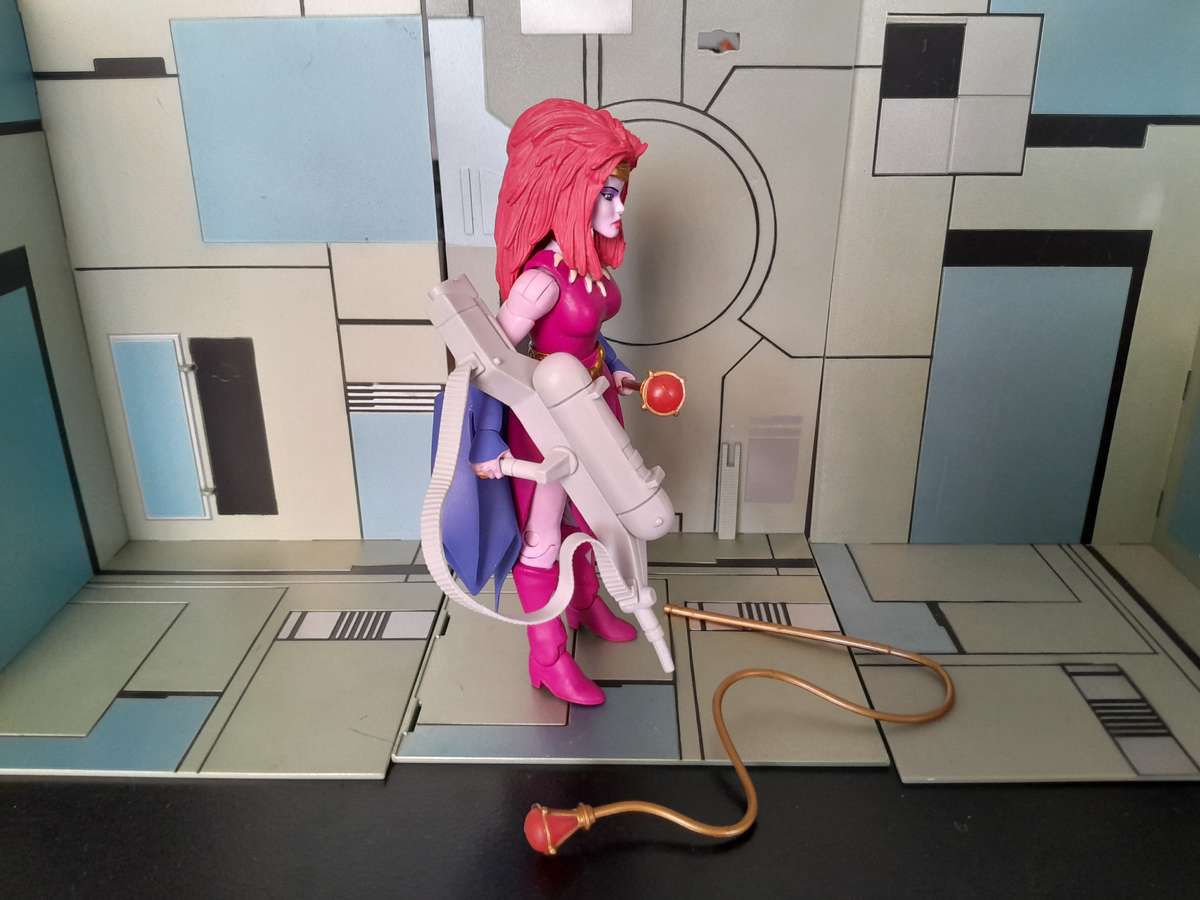 Masters of the Universe Classics  Crita Loose Figure With Accesories