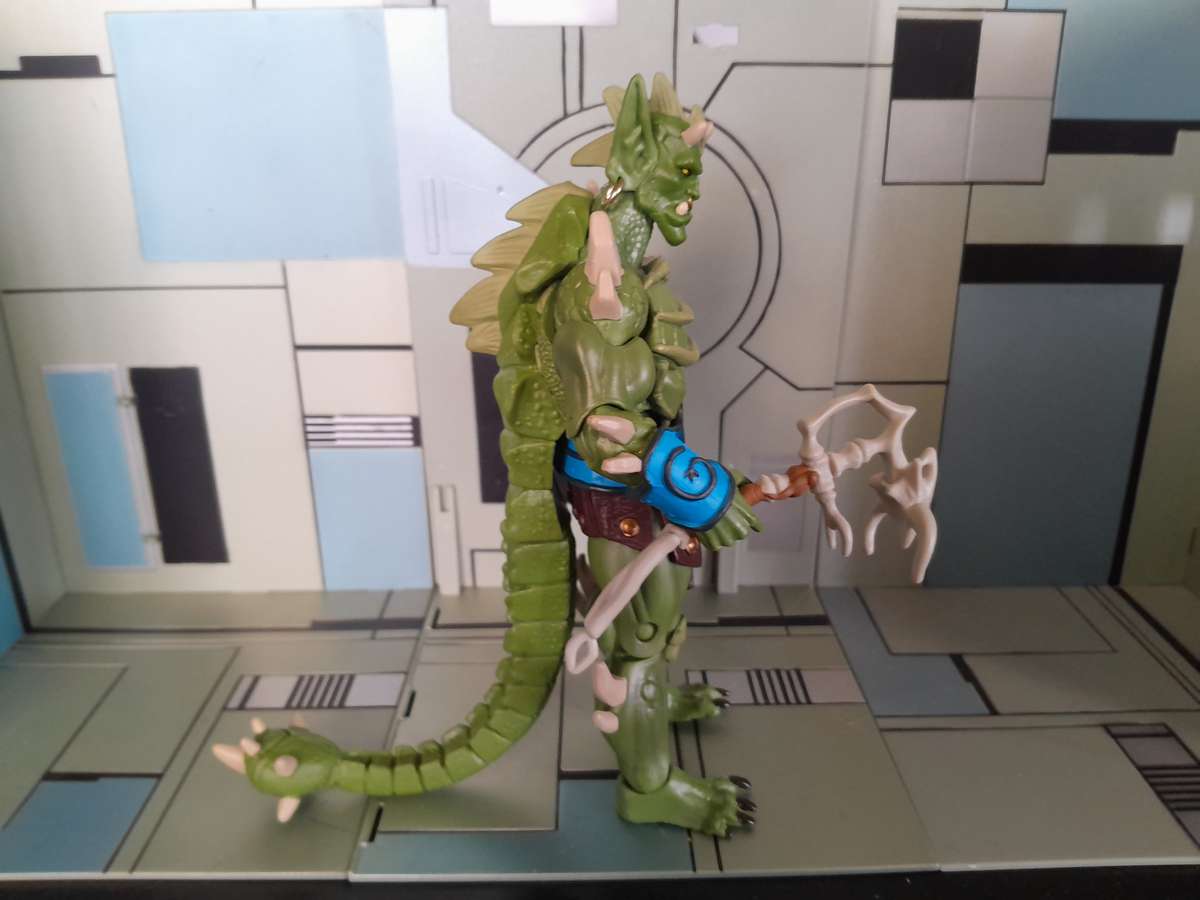 Masters of the Universe Classics Ceratus Loose Figure With Accesories