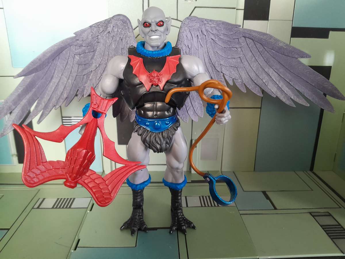 Masters of the Universe Classics Vultak -  Loose Figures With Accesories