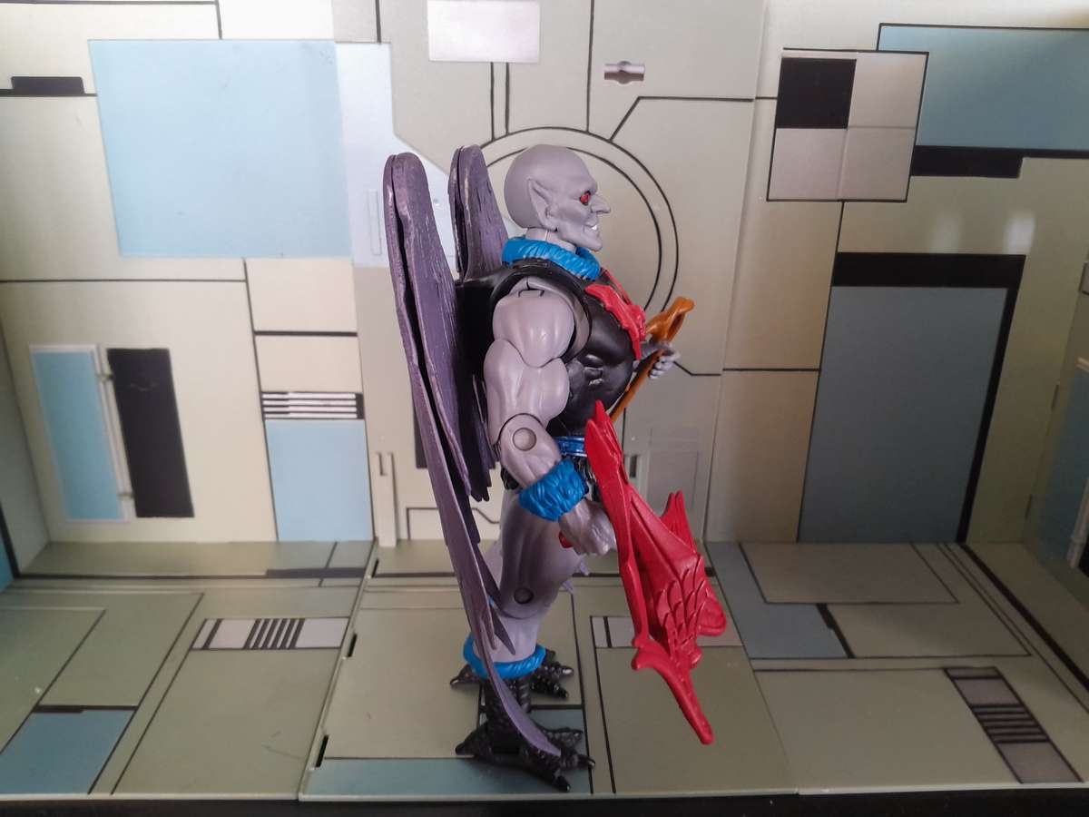 Masters of the Universe Classics Vultak -  Loose Figures With Accesories